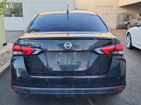 Used 2020 Nissan Versa S image 4
