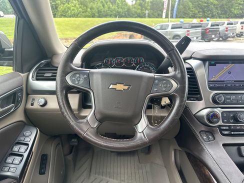 Used 2019 Chevrolet Tahoe LT RWD image 23