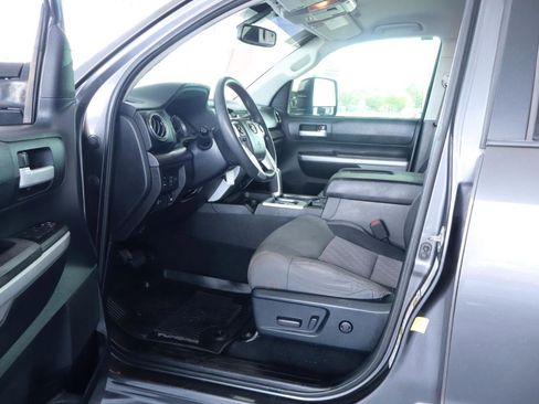 Used 2015 Toyota Tundra SR5 w/ SR5 Upgrade Package RWD image 13