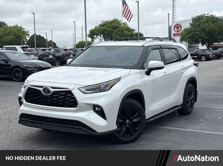 Used 2026 Toyota Highlander XLE AWD/4WD video 1