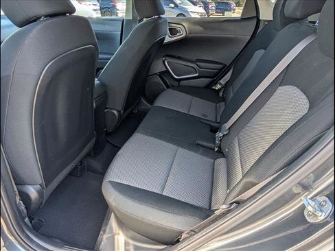 Used 2020 Kia Soul LX image 15