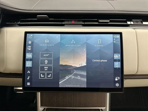 New 2026 Land Rover Range Rover SE image 21