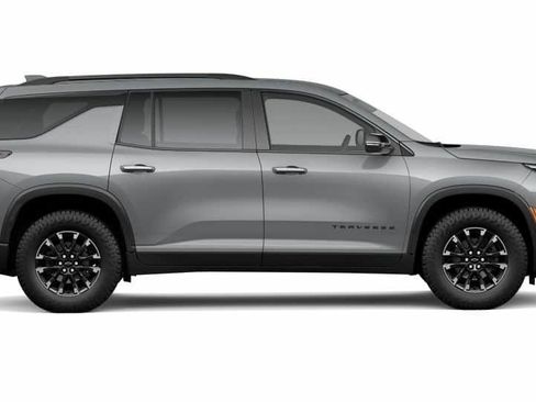 New 2026 Chevrolet Traverse Z71 w/ Enhanced Driving Package image 5