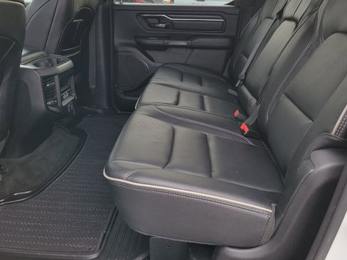Used 2022 RAM 1500 Limited w/ Body Color Bumper Group AWD/4WD image 8