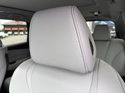 Certified 2023 Acura MDX w/ Technology Package AWD/4WD image 16