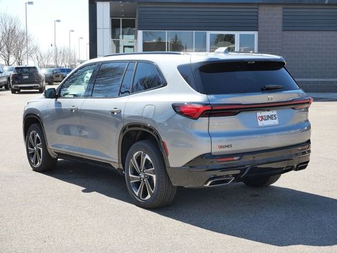 New 2026 Buick Enclave Sport Touring w/ Power Package image 9