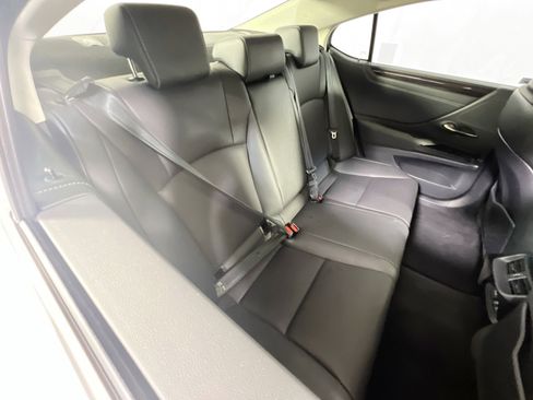 Used 2019 Lexus ES 350 image 27