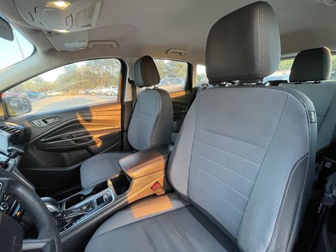 Used 2017 Ford Escape S image 12