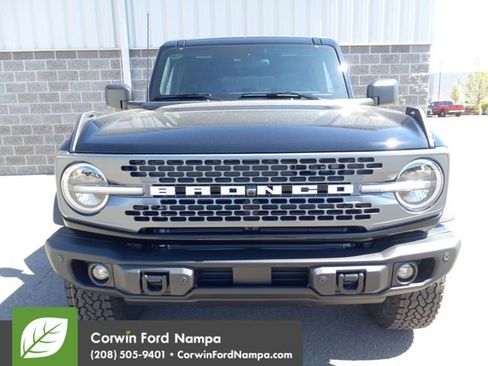 New 2026 Ford Bronco Badlands image 8