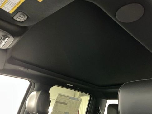 New 2026 Ford F250 Platinum w/ Tremor Off-Road Package image 17