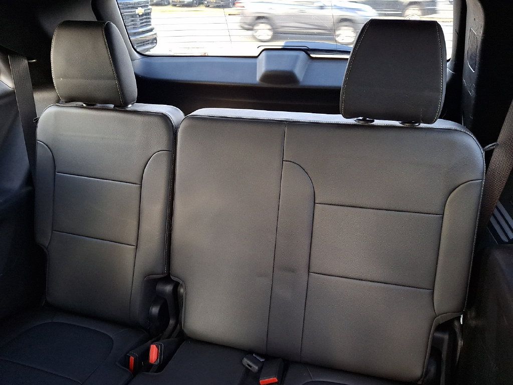 Used 2023 Chevrolet Traverse LT AWD/4WD image 10
