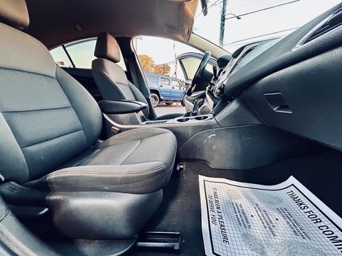 Used 2016 Chevrolet Cruze LS image 20