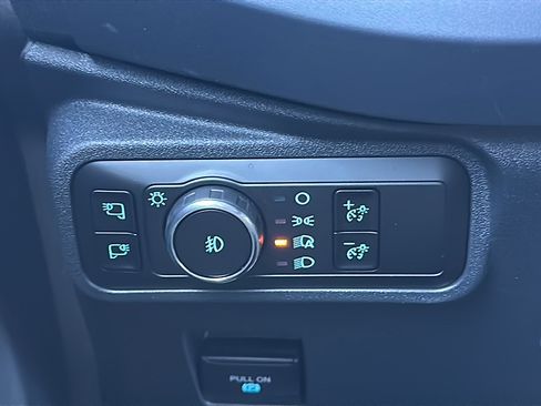 Used 2025 Ford Bronco Outer Banks image 38