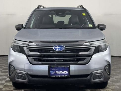 Used 2025 Subaru Forester Limited image 6