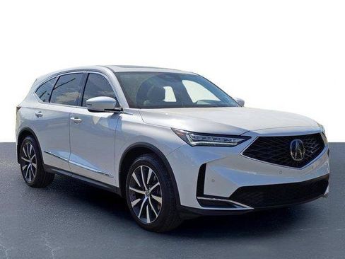 Used 2025 Acura MDX w/ Technology Package FWD image 5