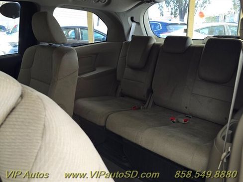 Used 2012 Honda Odyssey LX image 15