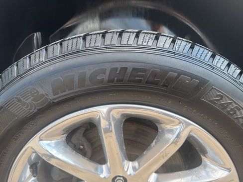 Used 2013 Lincoln MKX FWD image 24