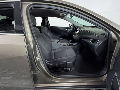 Used 2020 Chevrolet Malibu LT FWD image 5
