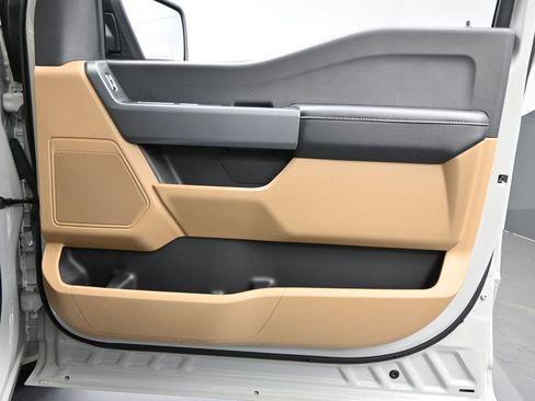 Used 2023 Ford F150 XLT image 18