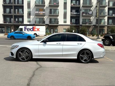 Used 2018 Mercedes-Benz C 300 4MATIC Sedan image 4