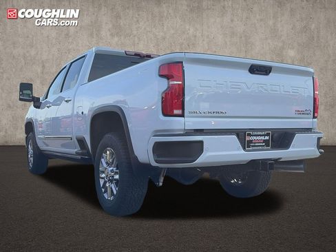 New 2026 Chevrolet Silverado 3500 High Country w/ High Country Premium Package AWD/4WD image 3