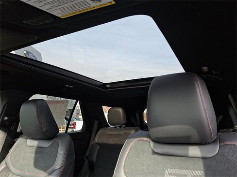 New 2026 Ford Explorer ST w/ Sun And Sound Package image 10
