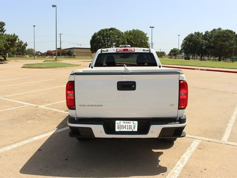 Used 2022 Chevrolet Colorado LT w/ Fleet Safety Package RWD image 4