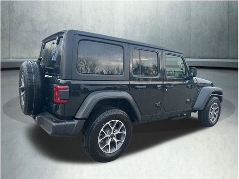 New 2026 Jeep Wrangler Unlimited Sport AWD/4WD image 5