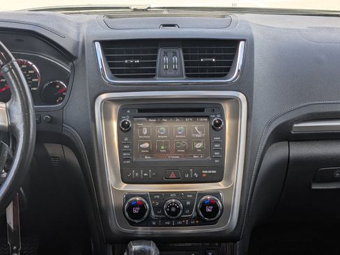 Used 2015 GMC Acadia Denali image 20