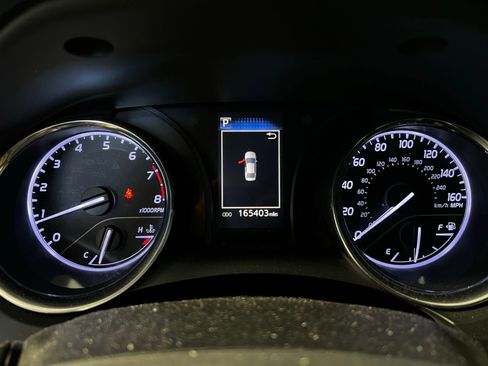 Used 2019 Toyota Camry SE image 10