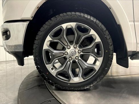 Used 2020 RAM 1500 Limited w/ Bed Utility Group image 9