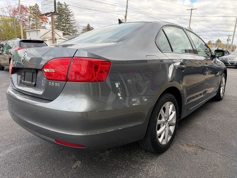 Used 2012 Volkswagen Jetta SE image 7