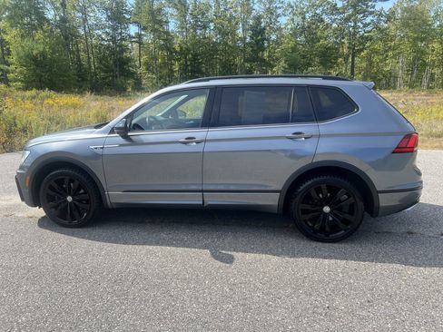 Used 2021 Volkswagen Tiguan SE R-Line image 8