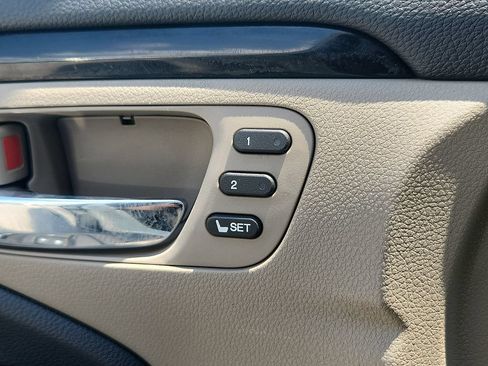 Used 2016 Honda Pilot Touring image 20