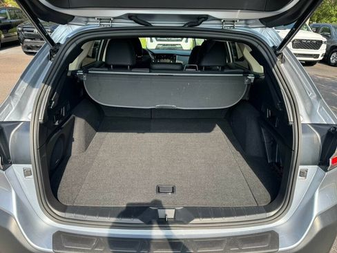 Used 2025 Subaru Outback Onyx Edition AWD/4WD image 9