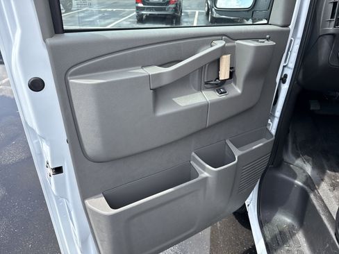 New 2025 Chevrolet Express 2500 w/ Driver Convenience Package image 9