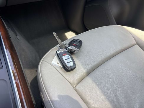 Used 2010 Audi Q5 3.2 Premium AWD/4WD image 24