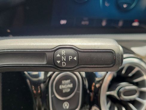 Used 2022 Mercedes-Benz A 220 image 27