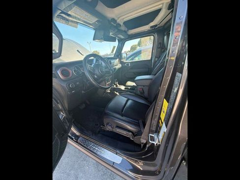 Used 2023 Jeep Gladiator Mojave w/ Safety Group image 6