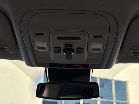Certified 2023 GMC Yukon XL Denali RWD image 28