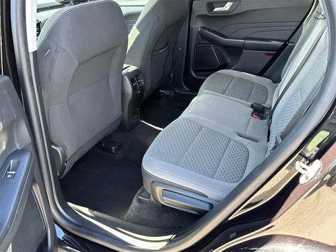 Certified 2021 Ford Escape SE w/ SE Sport Appearance Package image 17