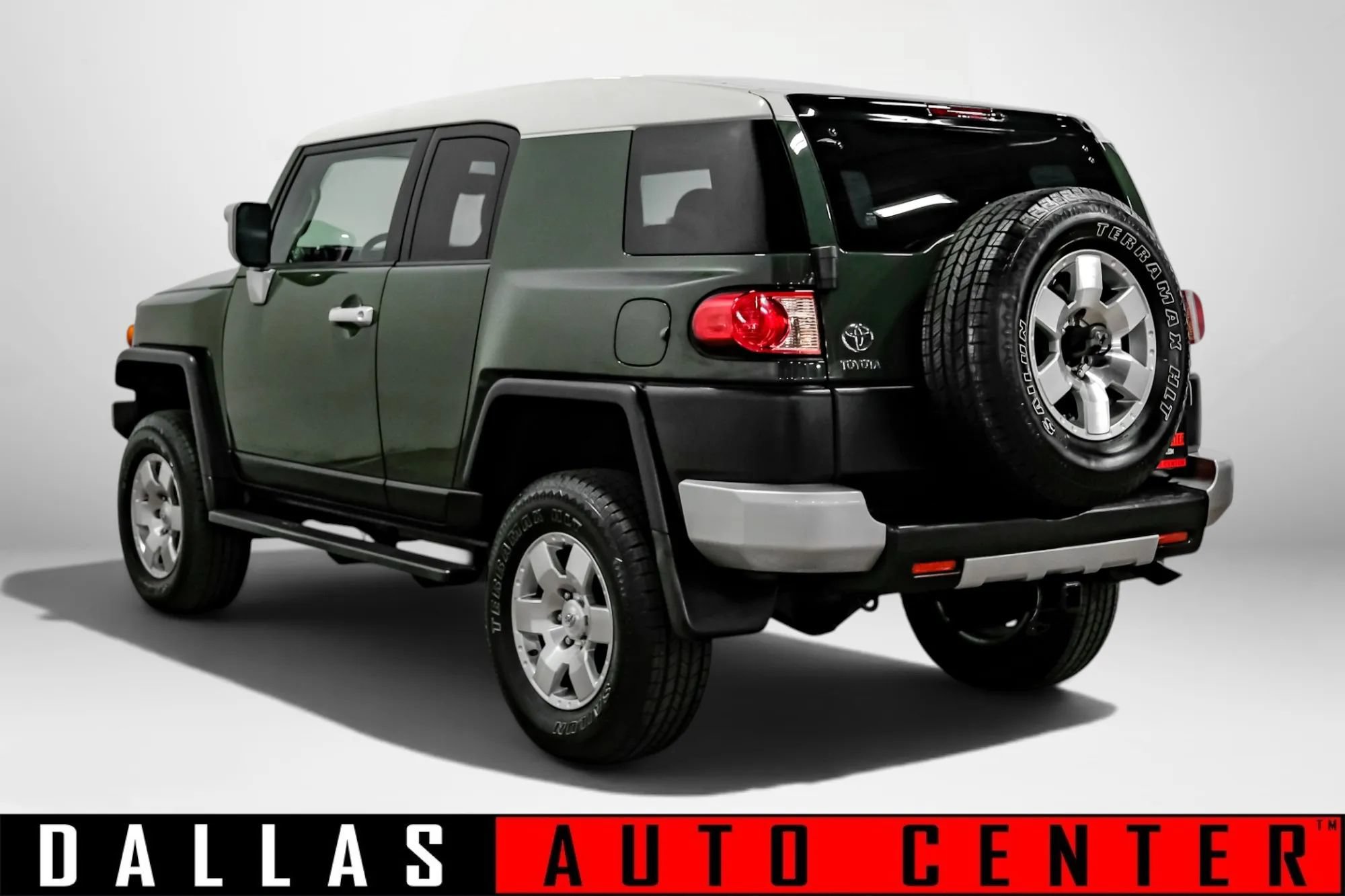 Used 2010 Toyota FJ Cruiser 4WD image 7