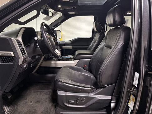 Used 2015 Ford F150 Lariat image 21