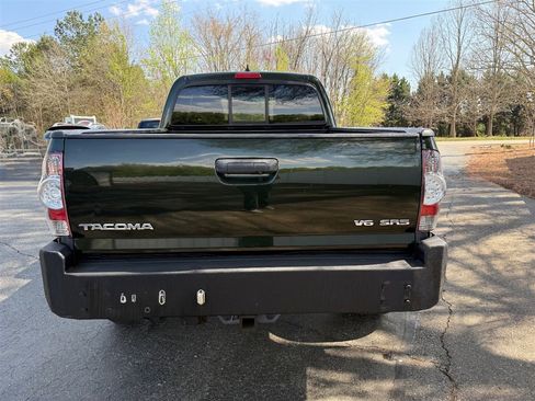 Used 2014 Toyota Tacoma 4x4 Access Cab V6 w/ SR5 Package image 5