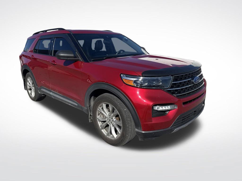 Used 2020 Ford Explorer XLT w/ Equipment Group 202A AWD/4WD image 2