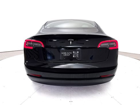 Used 2023 Tesla Model 3 Standard Range RWD image 17