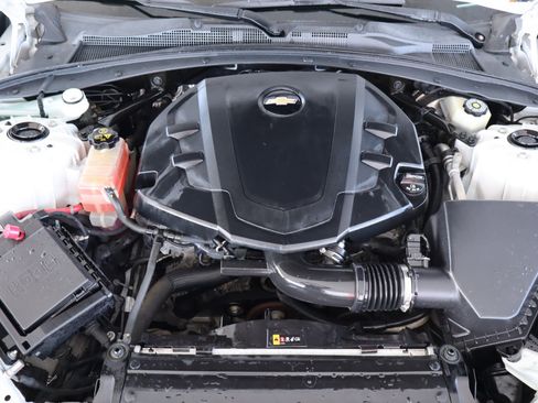 Used 2018 Chevrolet Camaro LT w/ RS Package image 52