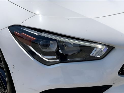 Used 2022 Mercedes-Benz CLA 250 image 33
