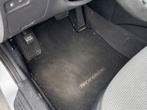 Used 2013 Hyundai Sonata SE w/ Navigation & Sunroof Pkg image 13