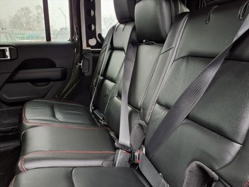 Used 2021 Jeep Wrangler Unlimited Rubicon w/ Xtreme Recon 35" Tire Package image 7